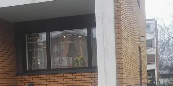 Koulutettu hieroja Sari Skogster